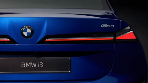 เปิดตัวแล้ว BMW i3 ส่องความหล่อ มอเตอร์คู่ แบต 108 kWh วิ่งไกล 900 กิโลเมตร 