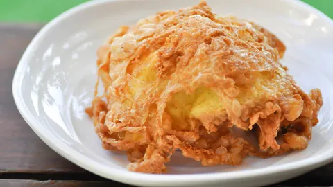 เคล็ดลับคู่ครัว 5 เทคนิคทอดไข่เจียวให้กรอบฟู อร่อยเหมือนกินร้านดัง