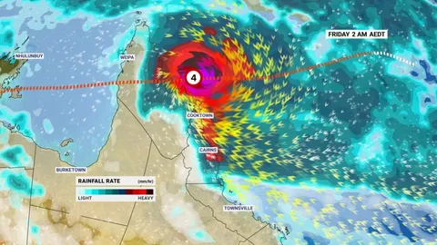 ไซโคลน "นาเรลล์" ถล่มควีนส์แลนด์ ลมแรง 220 กม./ชม.