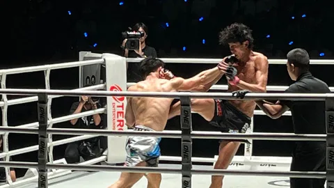 ผลมวยสด นาบิล อานาน แพ้คะแนน แรมโบ้เล็ก ฉ.อจลบุญ ชิงแชมป์โลก มวยไทย รุ่นแบนตัมเวต