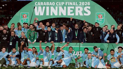 ไม่เคยมีใครทำได้ "แมนซิตี้" สร้างประวัติศาสตร์ใหม่ หลังได้แชมป์คาราบาวคัพ ชนะอาร์เซน่อล