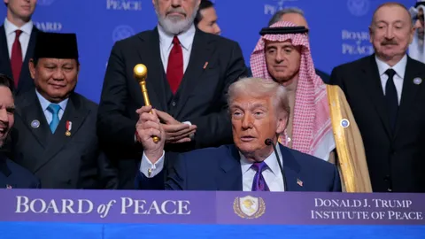 อินโดนีเซียปัดไม่จ่าย 1 พันล้านดอลลาร์ ซื้อที่นั่ง "คณะกรรมการสันติภาพ" ของทรัมป์