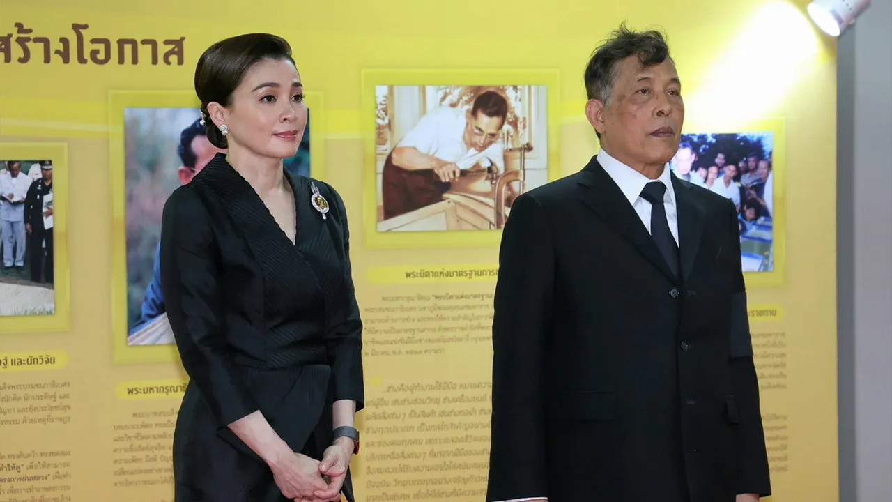 ในหลวง-พระราชินี ทรงเปิดอาคารมูลนิธิพระดาบส สร้างโอกาสทางการศึกษาอย่างยั่งยืน