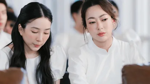 "เกิล สุริสดา" พี่สาว "เกรซ ชลิตา" ลั่นไม่เคยว่าใครขายตัว เผยถึงคนๆ หนึ่งที่มีแต่คนเกลียด