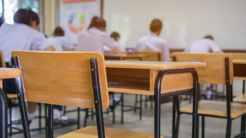 เปิด 10 อันดับรายชื่อโรงเรียน กทม. เขต 1 อัตราการแข่งขันสูงสุด ปี 69