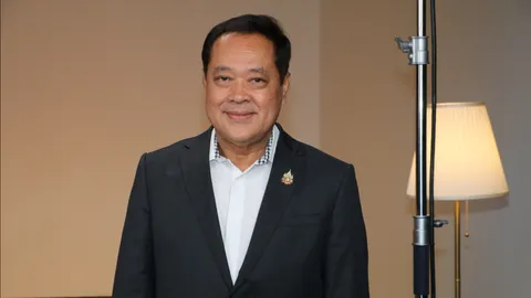 “ทวี” แนะสูตรลดค่าไฟ 0.52 บาท ชี้รัฐเอื้อทุนผูกขาดปล่อยประชาชนแบกของแพง