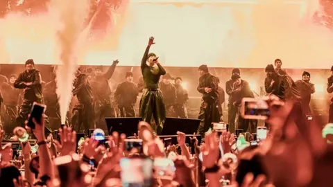 ตัวพ่อเวทีโลก!! Jackson Wang โชว์เดือด เทศกาลดนตรี Tecate Pa’l Norte