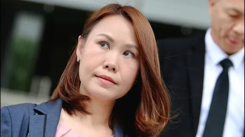 ประวัติไม่ธรรมดา “โบว์ ณัฏฐา มหัทธนา” นักเคลื่อนไหวทางการเมือง สู่โฆษก ศบก.