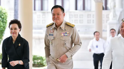 “อนุทิน” แจงข้อมูลปั๊ม PT น้ำมันขาดเยอะสุด สั่งเร่งแก้ปัญหาแล้ว