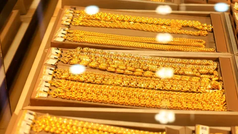 ราคาทองวันนี้ 2 เม.ย. 69 อัปเดตราคาทองแท่ง ทองรูปพรรณ ครึ่งวันร่วง 1,400 บาท