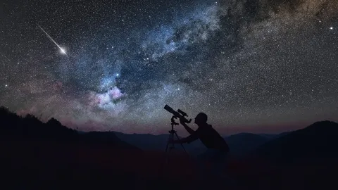 ส่องปรากฏการณ์ดาราศาสตร์ เมษายน 2569 ลุ้นชม 2 ดาวหาง - ดวงอาทิตย์ตั้งฉาก กทม.