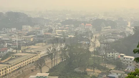 ค่าฝุ่นพิษวิกฤติ ภาคเหนือ 17 จังหวัด ปลัดมท. บินดูจุดไฟป่า ลำปางสลดคลอกตาย 1