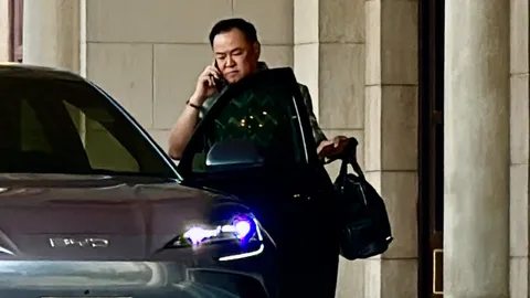 “อนุทิน” เรียก “เอกนิติ-เอกนัฏ” หารือข้อมูลด้านพลังงาน หลังน้ำมันปรับตัวขึ้นอีก