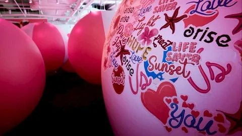 ปักหมุดเซ็นทรัลชิดลม ดึงศิลปินระดับโลก Joel Mesler เนรมิตอาร์ตสเปซใจกลางกรุง ตลอดเดือนเมษายนนี้