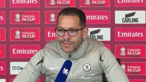 เชลซีลงดาบ! “โรซีเนียร์” สั่งแบน “เอ็นโซ” 2 นัด ชี้คำพูดเกินกรอบทีม! แต่ยังไม่ปิดประตูอนาคต