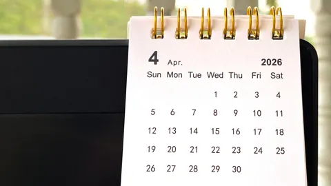 วันหยุดเดือนเมษายน 2569 เช็กชัดๆ "ข้าราชการ-ธนาคาร" ได้หยุดวันไหนบ้าง