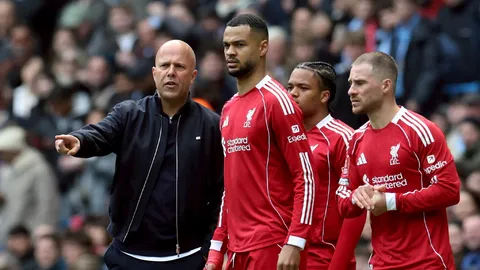 มี 3 ทีมใหญ่ เปิด 5 ตัวเต็งกุนซือพรีเมียร์ลีกพ้นตำแหน่งคนต่อไป หลังจบสัปดาห์ล่าสุด