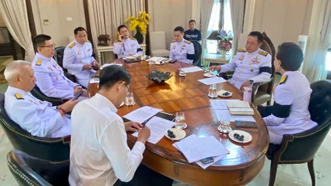 นายกฯ เรียก รมต.เศรษฐกิจ ถกปมวิกฤตพลังงาน ก่อนนำเข้า ครม.นัดพิเศษ ค่ำวันนี้