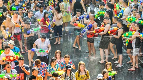 สงกรานต์ 2569 ปักหมุดที่เที่ยวกรุงเทพฯ และห้างดังทั่วไทย สาดน้ำม่วนจึ้งตลอดเดือนเมษายน