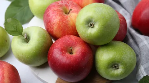 ปลุกระบบขับถ่าย 5 ผลไม้มื้อเช้า ตัวช่วยดีท็อกซ์ธรรมชาติ เคลียร์ลำไส้ให้สะอาด