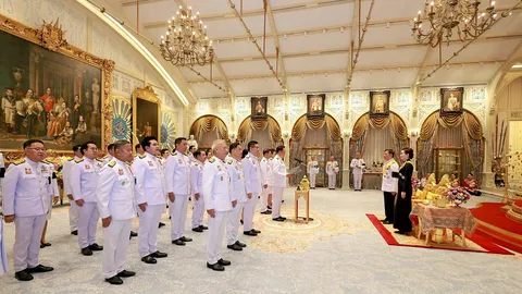 ประชาชนมีความสุข ประเทศชาติมั่นคง พระราชดํารัสของในหลวง ครม.อนุทิน 2 เฝ้าถวายสัตย์