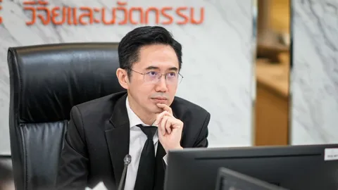 “ยศชนัน” รองนายกฯ และ รมว.อุดมศึกษาฯ ลุยงานวันแรก หารือแก้วิกฤตพลังงาน - PM2.5 สู้ฝุ่นภาคเหนือ 