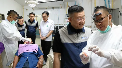 คืนรอยยิ้ม คืนชีวิต รากฟันเทียมฝีมือไทย