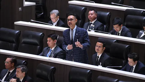 ปชป. จวกยับรัฐบาลสอบตกแก้น้ำท่วมใต้ เศรษฐกิจหาดใหญ่เสียหายยับ