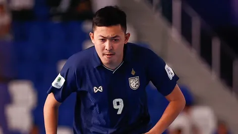 เกิดอะไรขึ้น "ศุภวุฒิ" นักฟุตซอลทีมชาติไทย ขอรับบริจาคเลือดช่วยพ่อ หลังเข้าโรงพยาบาล