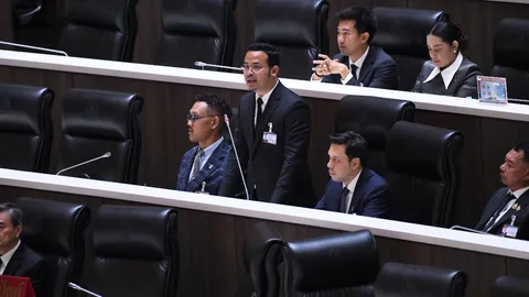 “จูรี” แฉระบบเตือนภัยน้ำท่วมหาดใหญ่ล้มเหลว ด้าน “การดี” จี้สังคายนา “หาดใหญ่โมเดล” 