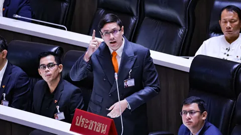 “โรม” ซัด “ครม.อนุทิน” ไม่เชื่อปราบโกง บี้สอบ “พิพัฒน์” โยง “เสี่ยตือ” เอี่ยวน้ำมันเถื่อน