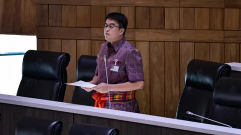 “ชัชวาล” ใช้โควตาฝ่ายค้าน ติงนโยบายเกษตรรัฐบาล แนะอย่าสร้างแต่นโยบายสวยหรู 