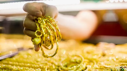 อัปเดตราคาทองวันนี้ 10 เม.ย. 69 ปิดตลาดปรับขึ้น 400 ทองรูปพรรณขายออก 73,100 บาท