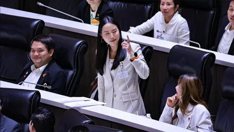 “ไอซ์” เขย่าสภางัด “ยาขับ-ยาหยอดตา” บี้ “อนุทิน” โละ 3 รัฐมนตรีฉาวออกก่อน