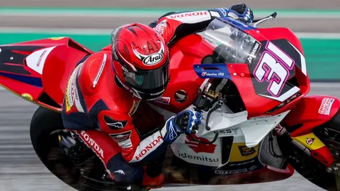 กระหึ่มเซปัง "ธนัช” บิดคว้ากริดสตาร์ตที่ 2 แถวหน้าสุด ศึก FIM Asia Road Racing สนามแรก