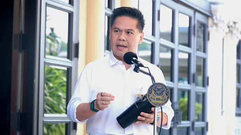 “วราวุธ” ตั้งเป้าสินค้ามาตรฐานประหยัดพลังงานอีก 40 รายการ ช่วยประชาชนฝ่าวิกฤตพลังงาน