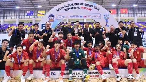 "โค้ชหมี" พูดตรงๆ หลังฟุตซอลทีมชาติไทย แซงชนะอินโดนีเซีย คว้าแชมป์ฟุตซอลอาเซียน สมัย 17