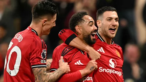 ทีเด็ดบอลวันนี้ 13 เม.ย. 69 วิเคราะห์บอล 2 คู่น่าเชียร์ ลุ้นแมนยู โปรแกรมบอลวันนี้