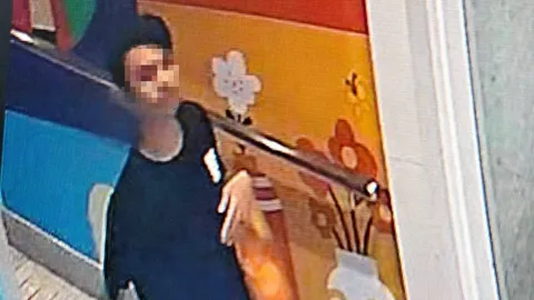 รวบเดนคุกแสบ ฉกของในห้องน้ำห้าง หนุ่มปลดทุกข์สูญกระเป๋าเงินกับสร้อยทอง รวมกว่า 7 แสน