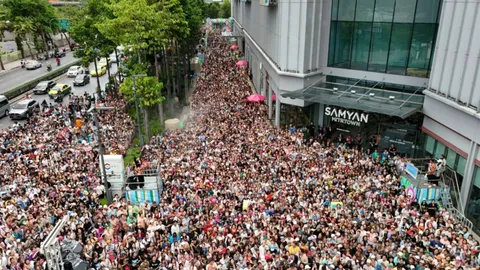 เที่ยวสงกรานต์ 2569 สามย่านมิตรทาวน์-สีลมเอจ จัดเต็มอุโมงค์น้ำ และกิจกรรมสายมูครบจบที่เดียว