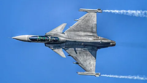 Saab JAS-39 Gripen เครื่องบินขับไล่ที่เคยเอาชนะ F-15 และ Eurofighter Typhoon
