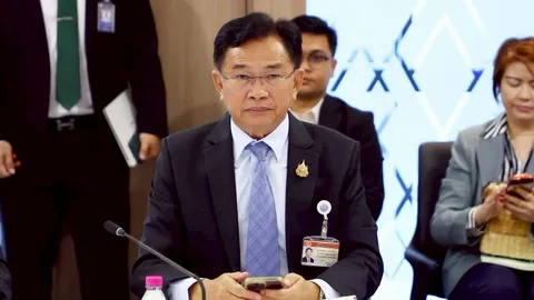 ประวัติ “พงศกร อรรณนพพร” เตรียมเลื่อนขึ้นเป็น สส.บัญชีรายชื่อ แทน “ศุภมาส” ที่ลาออก