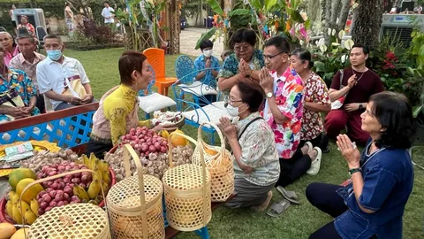 สงกรานต์ล้านนา "จุ่มอกเย็นใจ๋ปีใหม่เมือง" ต่อยอดประเพณี ดันซอฟต์พาวเวอร์สู่เวทีนานาชาติ