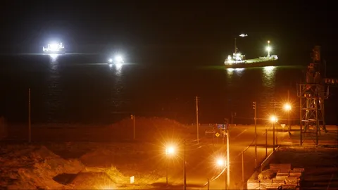 ญี่ปุ่นเกิดแผ่นดินไหว 7.7 ยกเลิกเตือนสึนามิแล้ว แต่เตือนเสี่ยงเกิดแผ่นดินไหวใหญ่ "Mega-quake"ตามมา