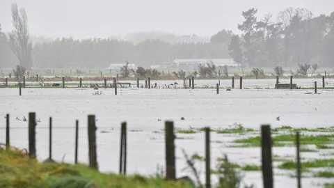 นิวซีแลนด์ประกาศภาวะฉุกเฉิน น้ำท่วมหนักกรุงเวลลิงตัน สูญหาย 1 ราย