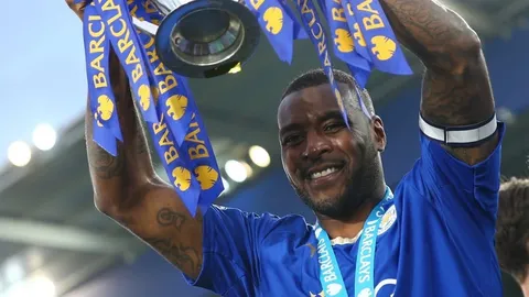 ดั่งรถไฟเหาะ ประวัติ “เลสเตอร์ ซิตี้” จากแชมป์ “พรีเมียร์ลีก” แบบช็อกโลก สู่การตกชั้นไป “ลีก วัน”