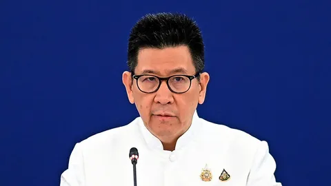 “เอกนิติ” ยันไม่กระทบเครดิตประเทศ มีเพดานกู้ “8 แสนล้าน” มั่นใจใช้เงิน “คุ้มค่า”