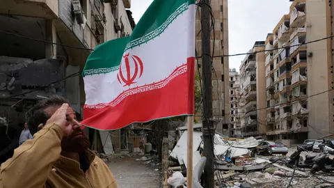 เมินถูกขู่บังคับ อิหร่านพร้อมรบ จ่อ “ล้มโต๊ะ” เจรจารอบ 2 ไม่ยกทีมไปปากีสถาน ผวาหลงกลยอมจำนน