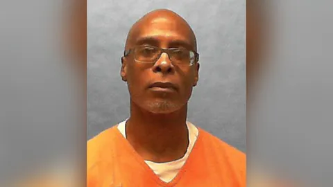 รัฐฟลอริดาประหารนักโทษคดีฆ่าเพื่อนบ้าน หลังรออยู่ที่แดนประหารนานถึง 35 ปี