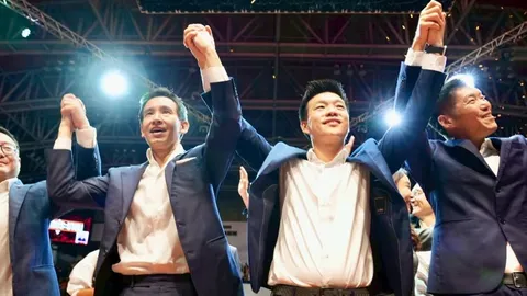 “พิธา” โพสต์ให้กำลังใจ 10 สส.พรรคประชาชน ให้ทำงานต่อไปอย่างเต็มที่ 